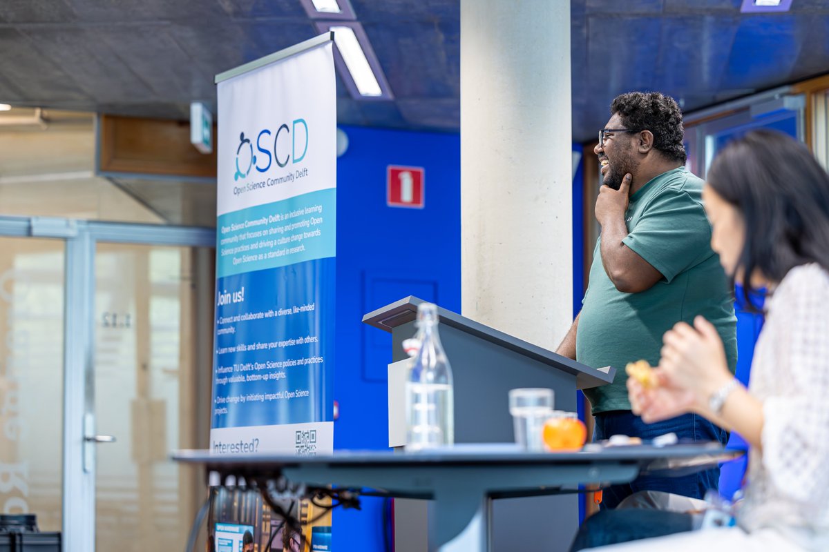 tudelft's tweet image. 🚀 The first Open Science Week at TU Delft was an inspiring success! From debates on ethical AI to insights on Citizen Science and open hardware, each session sparked lively discussions and fresh ideas.💡 
🌍 More about the Open Science Community here: edu.nl/q4664