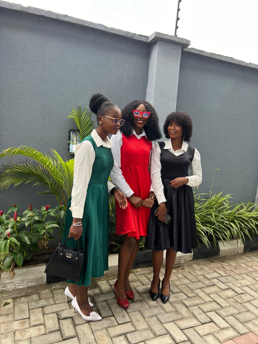 Lasu_lastborn (@maerhi_ahm) on Twitter photo 