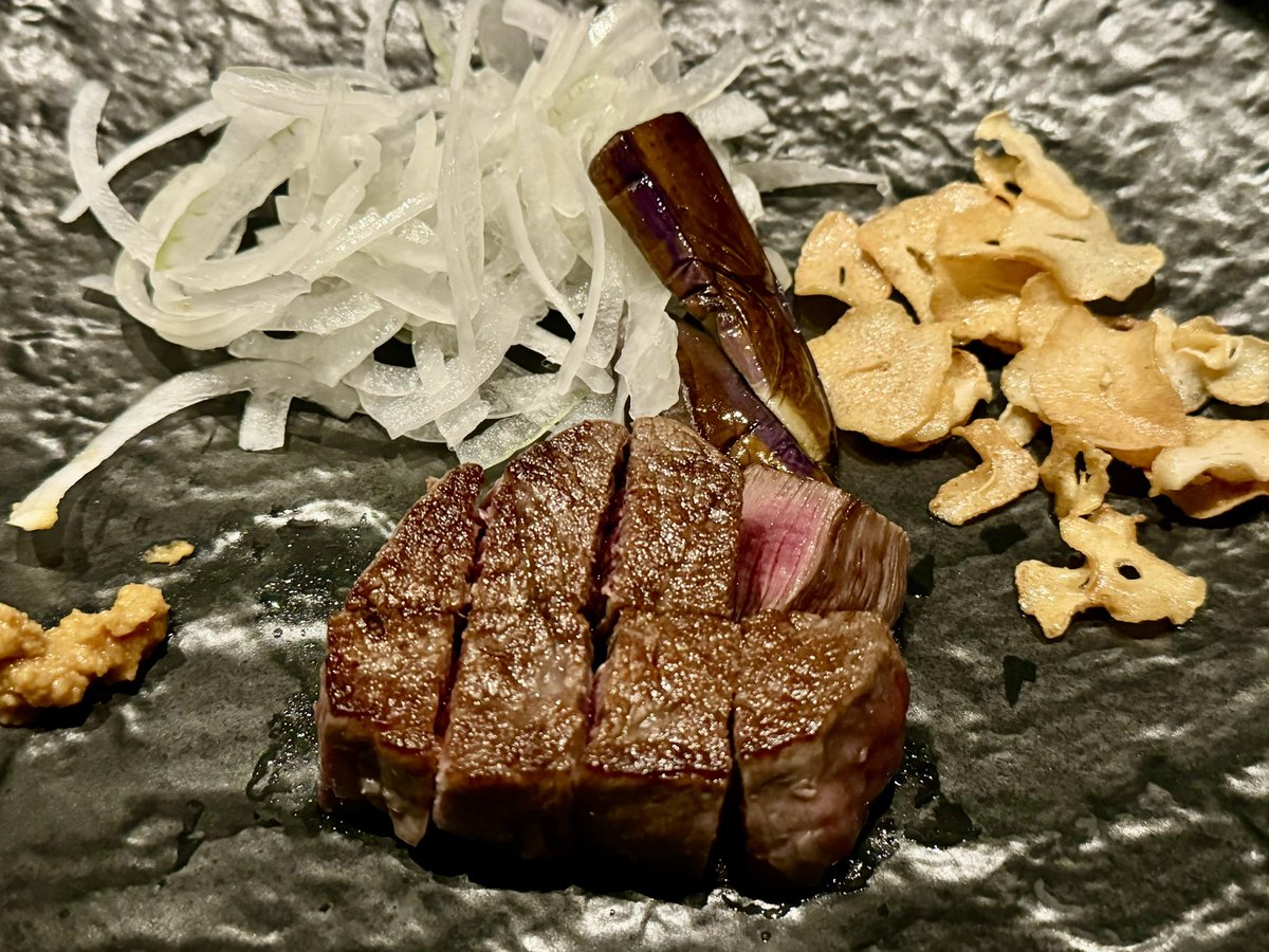oikawashinta's tweet photo. 鉄板焼き 華暦 https://t.co/kEYQN2tzDI