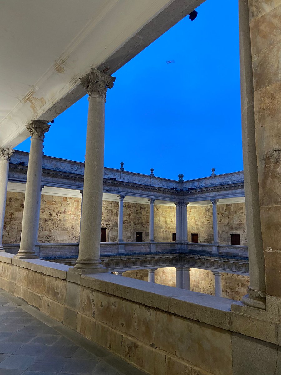 latemode8's tweet photo. 🎓🏰 Welcome to the Faculty of Philology, we have started with the registration from 8:15 to 9:00 in Palacio de Anaya🏰🎓

#LModE8 https://t.co/y1tLUGOCDW