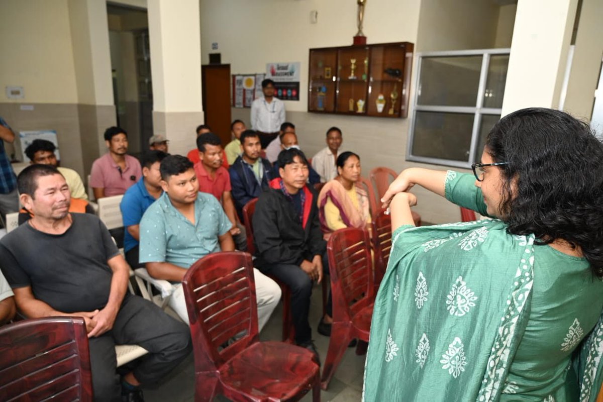 ntpclimited's tweet photo. Medical checkup camp, workshop on health & hygiene, programme on Govt schemes for housekeeping staff were held across NTPC projects and stations to commemorate #swachchtahiseva2024 campaign.

#SBD2024 #SHS2024 #SwachhBharat #CleanIndia #HealthcareForAll #PublicHealth #CleanIndiaMission #SwachhtaHiSeva #CommunityHealth #GandhiJayanti #PoweringProgressResponsibly #NTPC

@MinOfPower @mlkhattar @PIB_India @CMDNTPC
