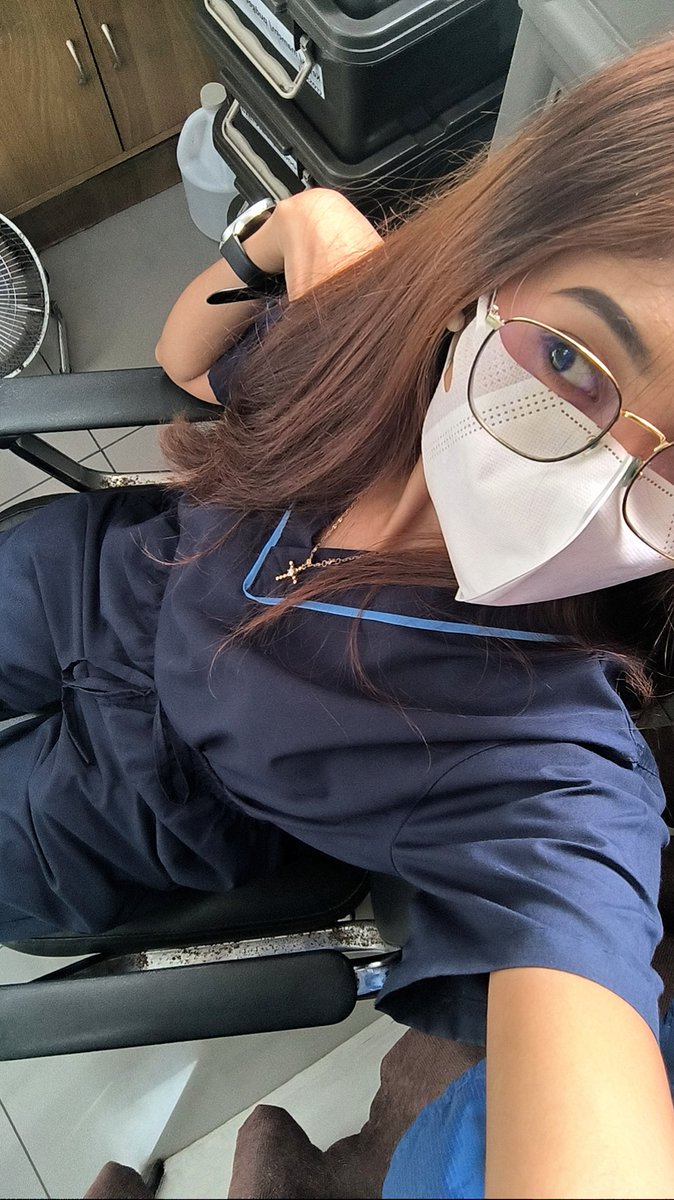 h9nnj's tweet photo. sino nagsabing toxic sa hospital? edi ako https://t.co/sKzeID9T61