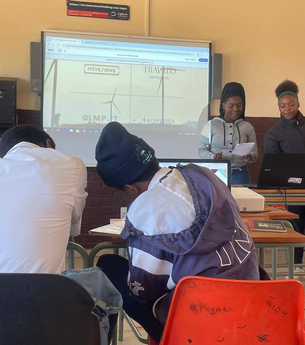 BakwenaMogopa's tweet image. #nsw