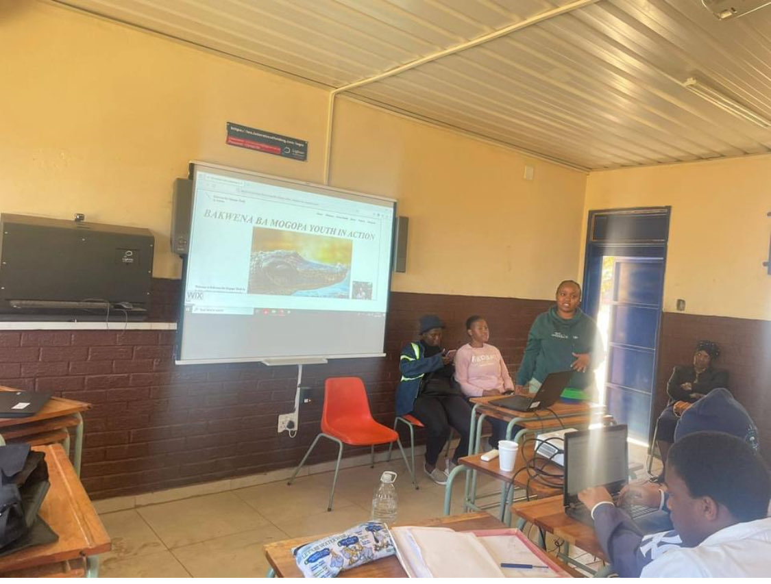 BakwenaMogopa's tweet image. #nsw