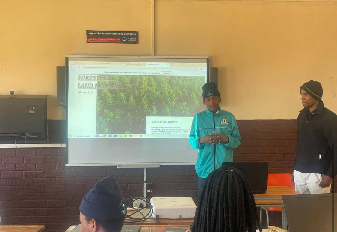 BakwenaMogopa's tweet image. #nsw