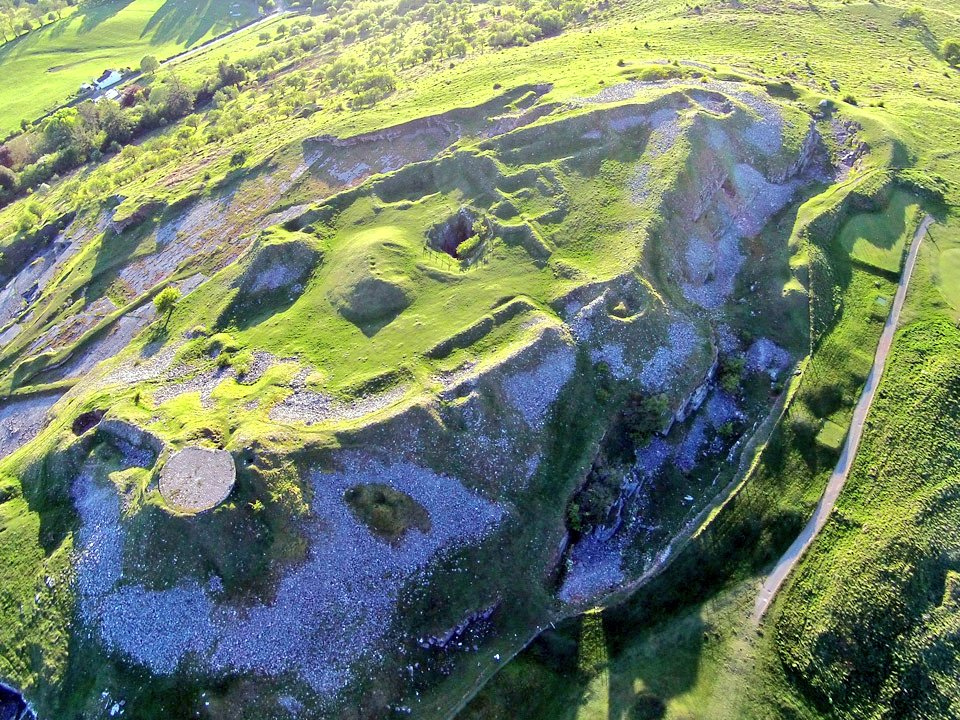 #HillfortsWednesday
Occupying the site of an earlier Iron Age fortification, Morlais #Castle was built by Gilbert de Clare, Earl of Gloucester during the thirteenth century. It was located in the northern extremity of his Lordship of #Glamorgan. #Archaeology #History