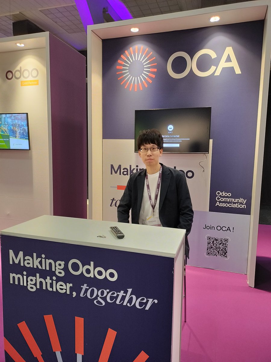 yostashiro's tweet image. Kanda pretending to answer all your questions about the OCA.
#OdooExperience2024 #OCA