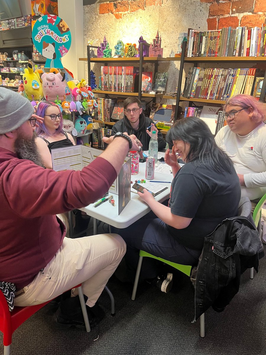 bea_dnd's tweet photo. It’s a good Wednesday today! We’ve got Lex Arcana, DnD, Call of Cthulhu and paint night!!
#dnd #lexarcana #callofcthulhu #minipaint https://t.co/w7tX8stXN8