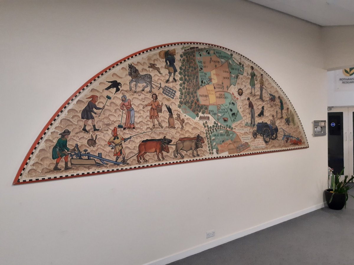 New book by Julian Francis <a href="/SansomandCo/">Sansom & Company</a> shines a light on neglected artist Herry Perry who painted an incredible mural at Rothamsted in the 1930s.  You can still see the painting in our conference centre.
creativereview.co.uk/herry-perry-ar…