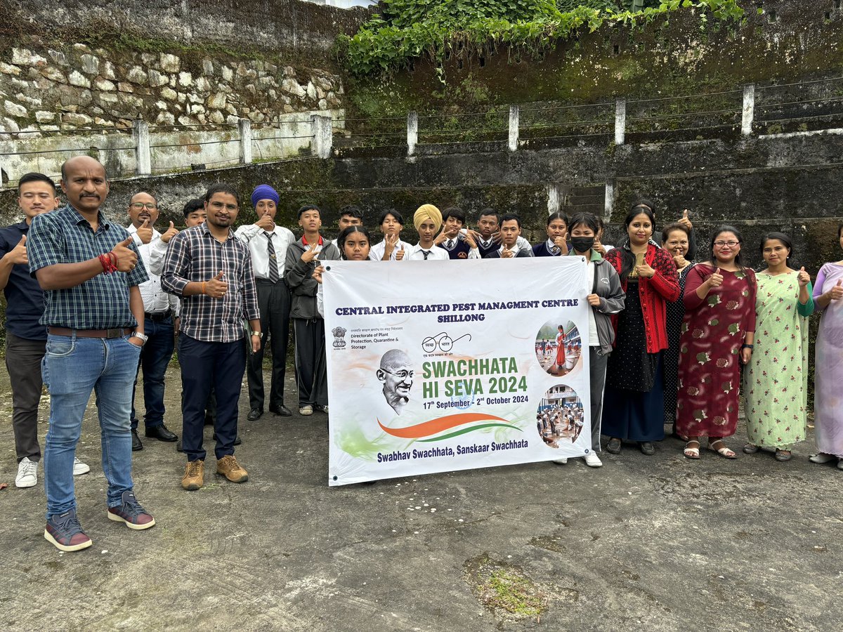CIPMCMEG's tweet photo. A small step towards a cleaner India! CIPMC Shillong and Glykan Academy came together for the *Swachhata Hi Sewa* cleanliness drive. Every effort counts in keeping our surroundings beautiful. 🌱🧼 #SwachhataAbhiyan #CommunityCleanliness #GreenFuture" https://t.co/wmLD5QulEt