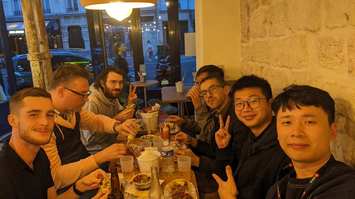 A great start to the academic year, welcoming our new PhD candidates: Sélénè 🇫🇷, Duong 🇻🇳, and Ricardo 🇲🇽 . Thank you also to  Prof. Adachi for  joining us! 😊 #TacoTuesday😋🌮🌯