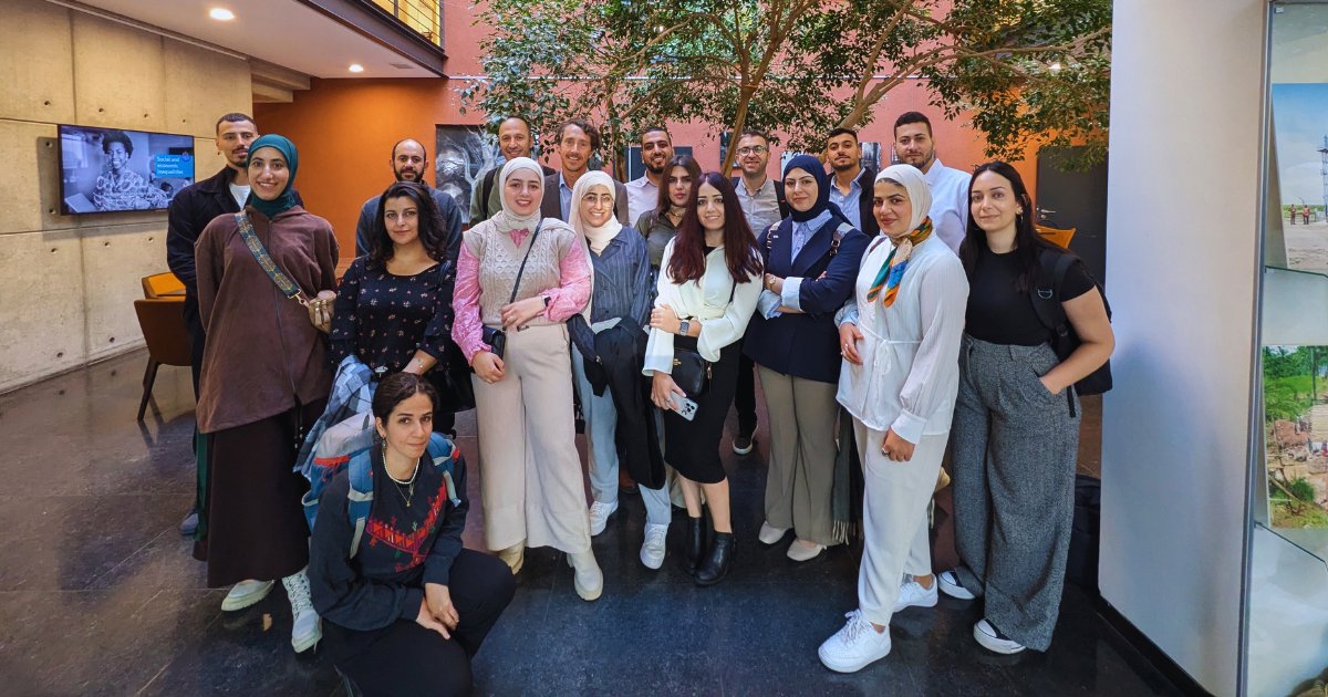 Enabel (@enabel_belgium) on Twitter photo 🇵🇸 🇧🇪 Thrilled to connect with the next generation of Palestinian #entrepreneurs & researchers led by Station J & <a href="/palvision2014/">Palestinian Vision</a> at our #Brussels office.
A great opportunity to foster our connections with the voices of tomorrow.
👉More about our collaboration : 🇵🇸 🇧🇪 Thrilled to connect with the next generation of Palestinian #entrepreneurs & researchers led by Station J & <a href="/palvision2014/">Palestinian Vision</a> at our #Brussels office.
A great opportunity to foster our connections with the voices of tomorrow.
👉More about our collaboration :