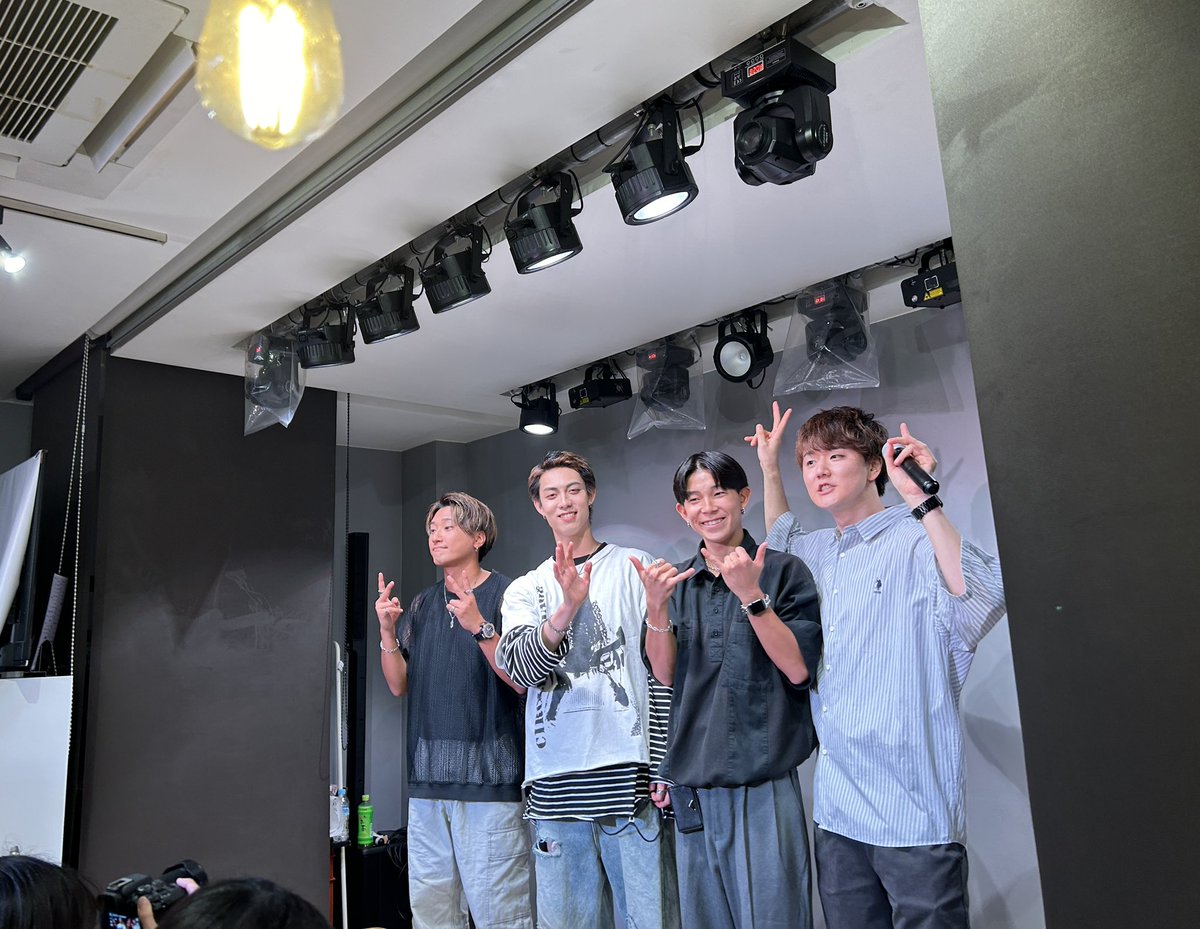 c_nosuke's tweet photo. 涙出るくらいツボったの久しぶりだった
ありがとうございました🤣

 #98makers https://t.co/QRfxrm7Nx6