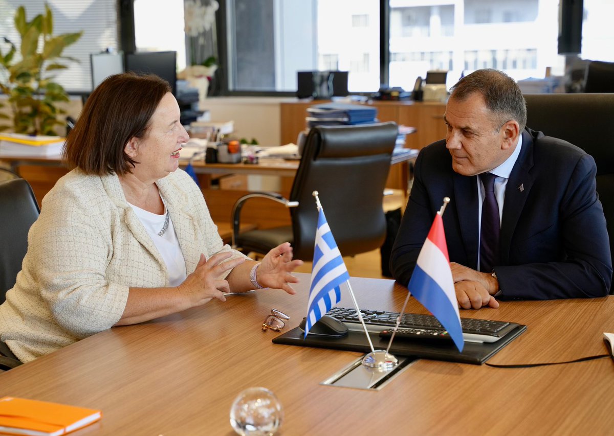 Thank you minister <a href="/npanagioto/">Nikos Panagiotopoulos</a> for a constructive meeting yesterday about the bilateral cooperation between the NL and Greece on migration, for example on unaccompanied migrant children. #migration #cooperation