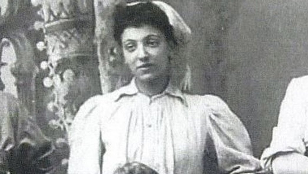 Today for Black History Month, I am paying tribute to Liverpool-born Emma Clarke who was the first Black female professional football player. 

She was also part of the first women’s team in the UK, the British Ladies founded in 1894.