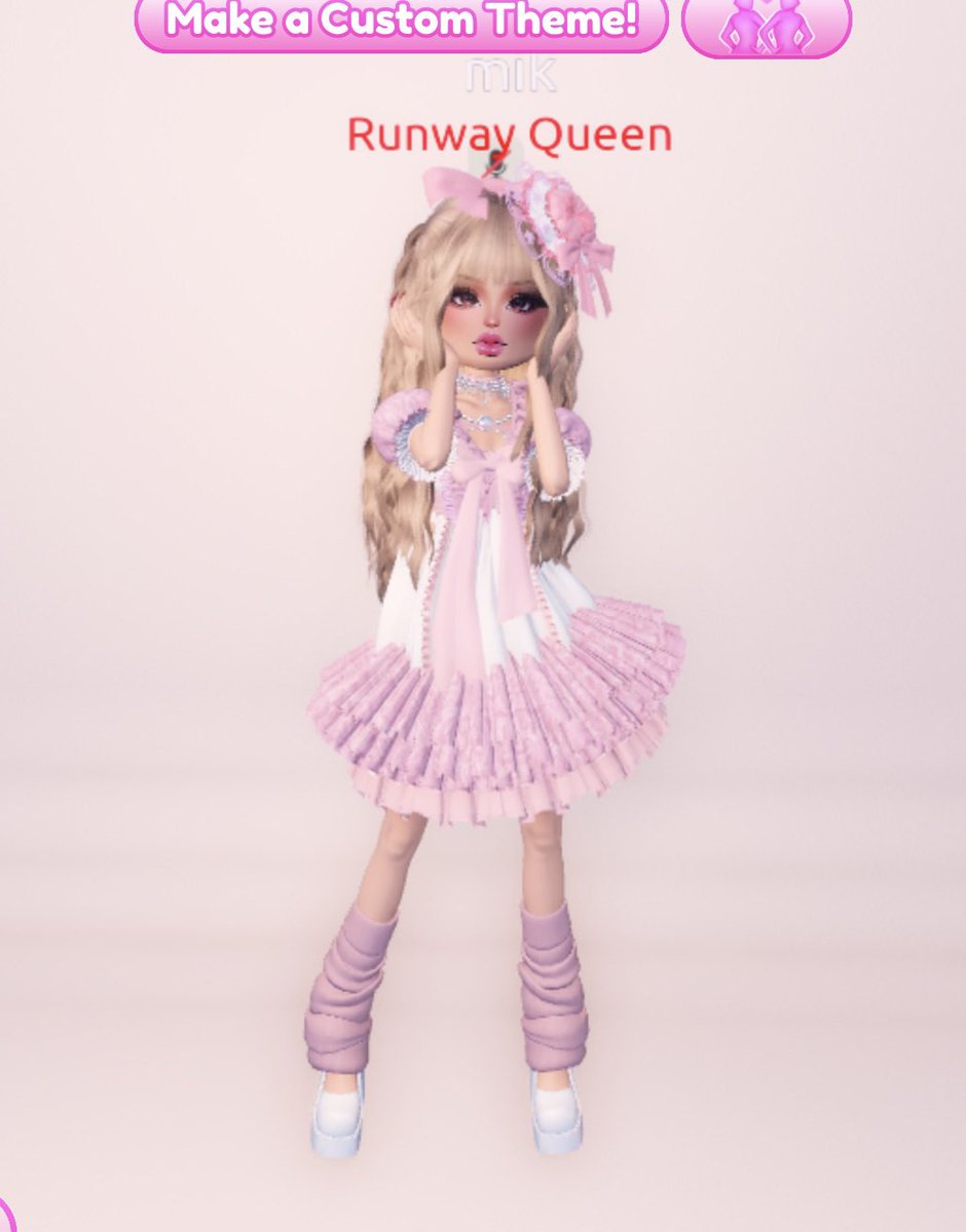 RoyalCass1e's tweet photo. doll dti https://t.co/XHl9V7fwnZ