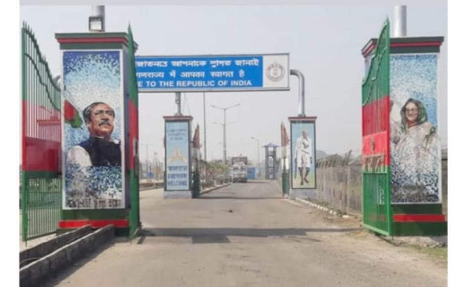 বেনাপোল স্থলবন্দর দিয়ে দুই দেশের মধ্যে আমদানি-রপ্তানি বন্ধ