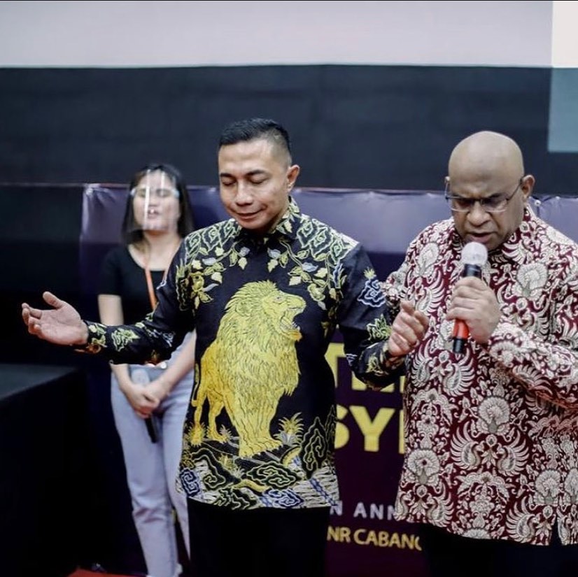kemgelapan's tweet photo. Selamat Hari Batik Nasional.

Time will tell. https://t.co/fOebH127JU
