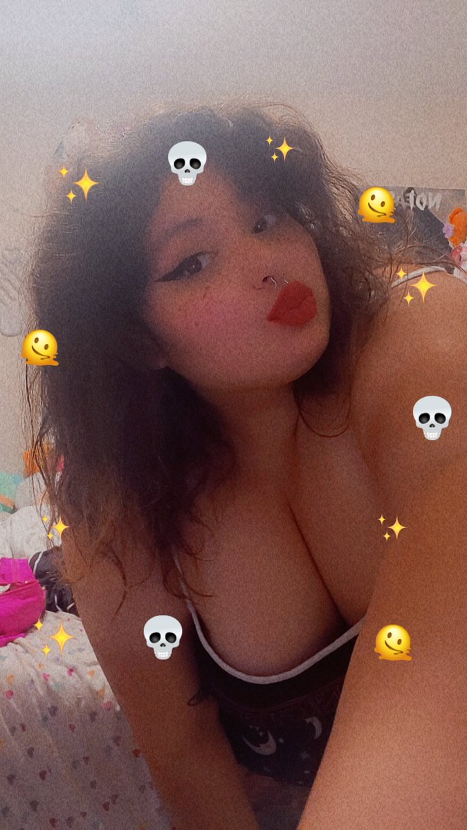 serenasirens's tweet image. 💄💄💄