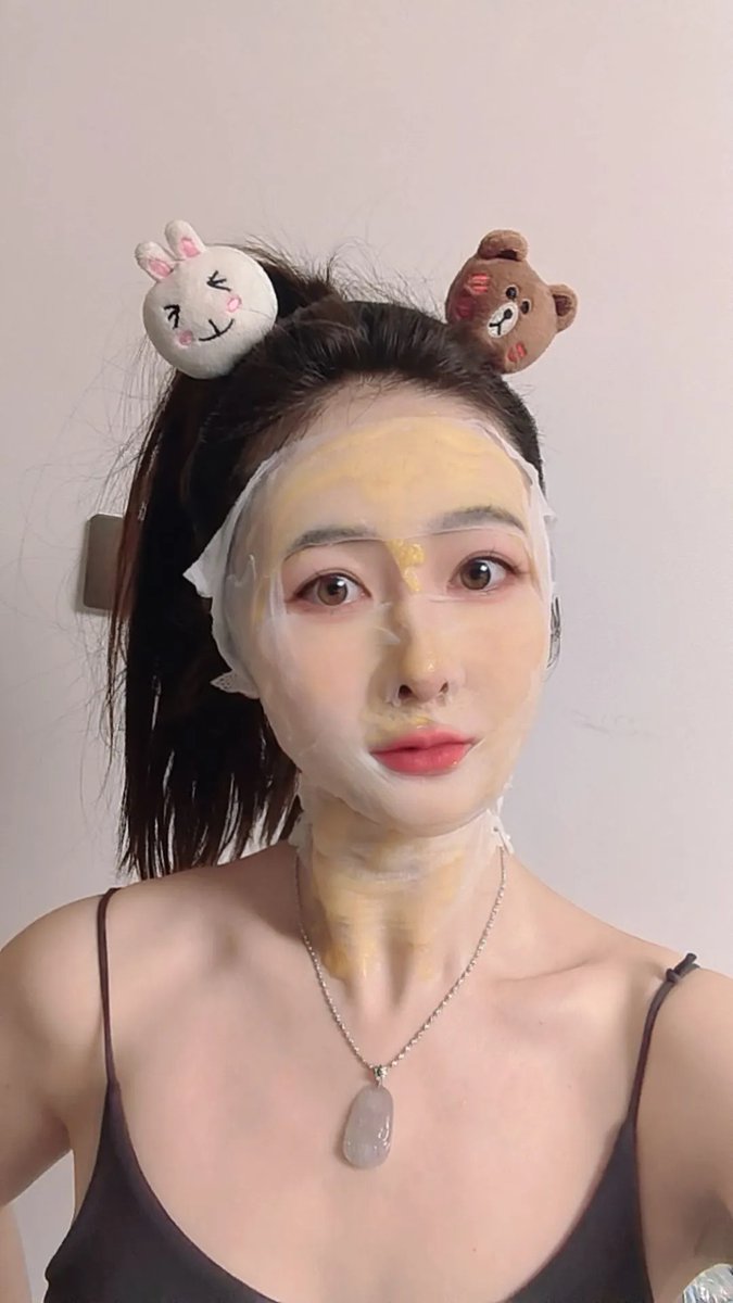 blanche81438's tweet photo. 不管你在上面还是下面，都在我里面 https://t.co/6av5h1qiob