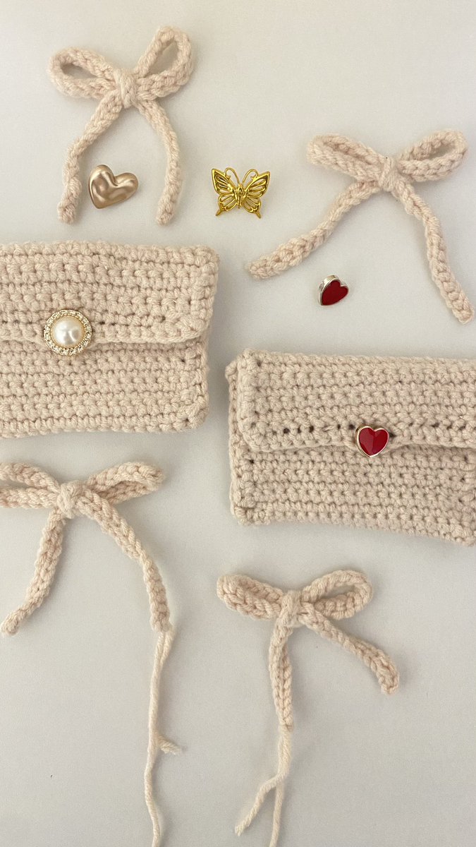 rich_ayse's tweet photo. @everlastpink Kalo aku baru aja menyelesaikan first projectkuu!! Ini bener2 pertama kalii nyobain crochetingg 🥹 soon mau belajar bikin japanese knot bag udh beli benangnya tinggal nunggu moodnya 😃😂 https://t.co/8fTMq5Dp5r