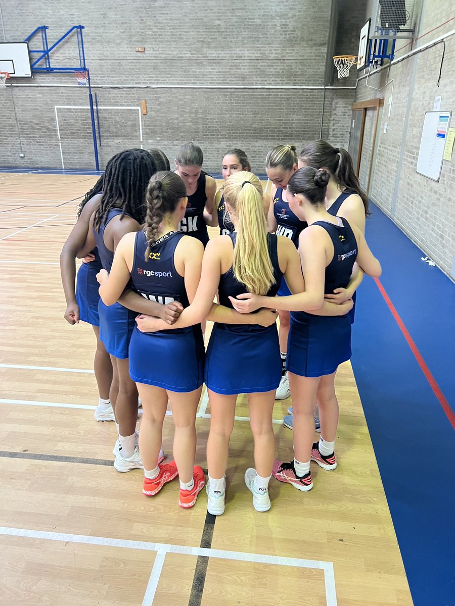 Well done to 1st VII 🏐 on a successful start to their 🏆 run with a win vs <a href="/hazleheadacad/">Hazlehead Academy</a>. The girls gave a really strong performance with all 10 players taking the court &amp; a different combination played each quarter. POM was Daisy W. 🤩 
#rgcsport <a href="/robertgordons/">Robert Gordon's College</a> <a href="/robin_macp/">Robin Macpherson FRSA 🧡</a>
