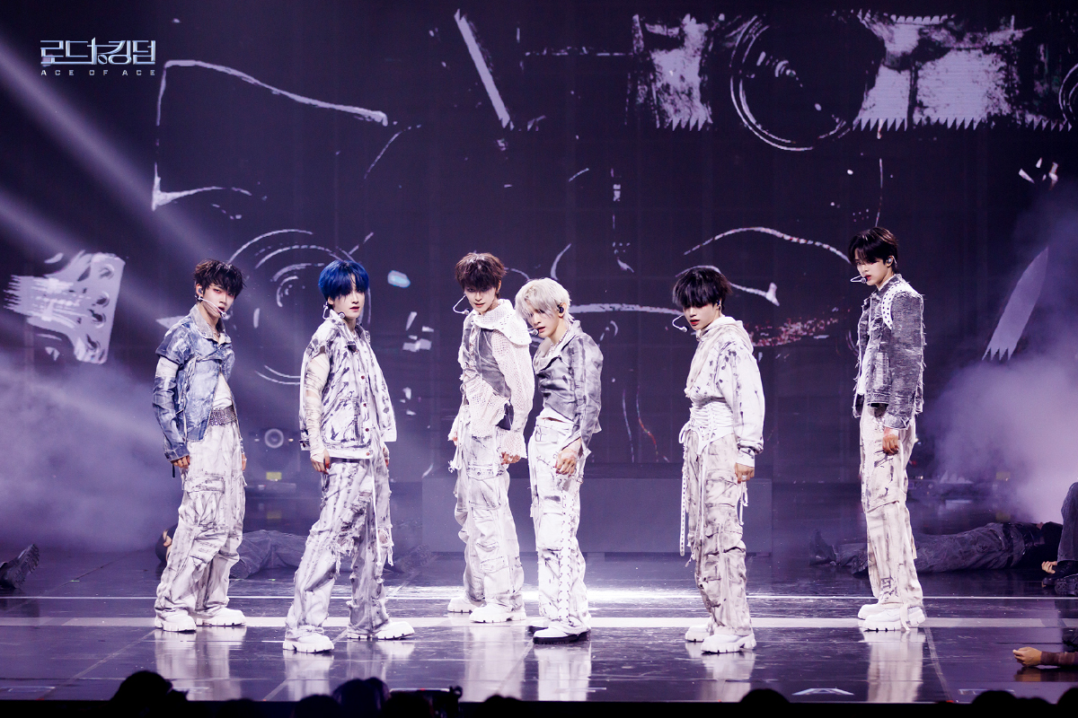 MnetKR's tweet image. [#로드투킹덤_A] TEMPEST(템페스트) 1차전 비하인드 포토📸

&amp;lt;로드 투 킹덤 : ACE OF ACE&amp;gt;
ROAD TO KINGDOM : ACE OF ACE
매주 목요일 밤 9시 30분 본방송

#ROADTOKINGDOM #로드투킹덤 #로투킹 #ROADTOKINGDOM_A #로드투킹덤_A #로투킹_A #템페스트 #TEMPEST #Mnet #엠넷