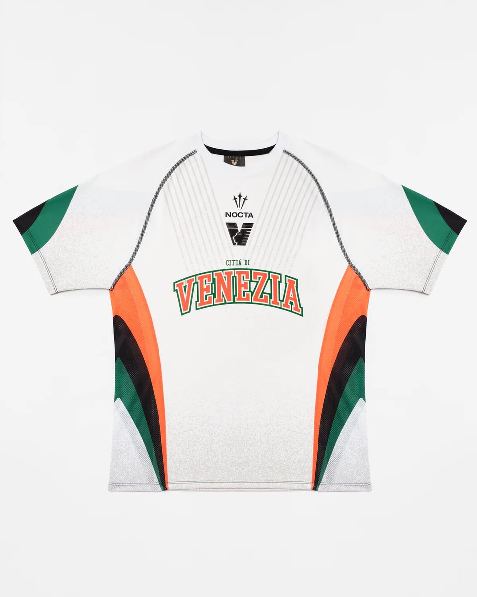 AstroMagazine_'s tweet photo. 🚨Le nouveau maillot de Nocta pour le FC Venezia est incroyable !

La il faut le dire, c'est un vrai banger avec les logos centrés au milieu 😮‍💨