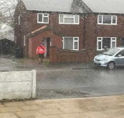 No Context Brits tweet media