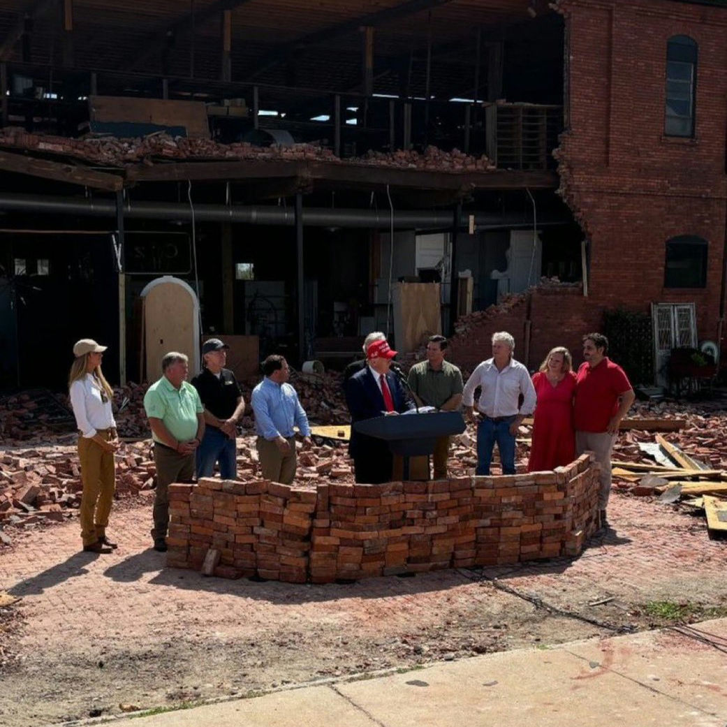 Peter Bergman 💙💛 tweet media