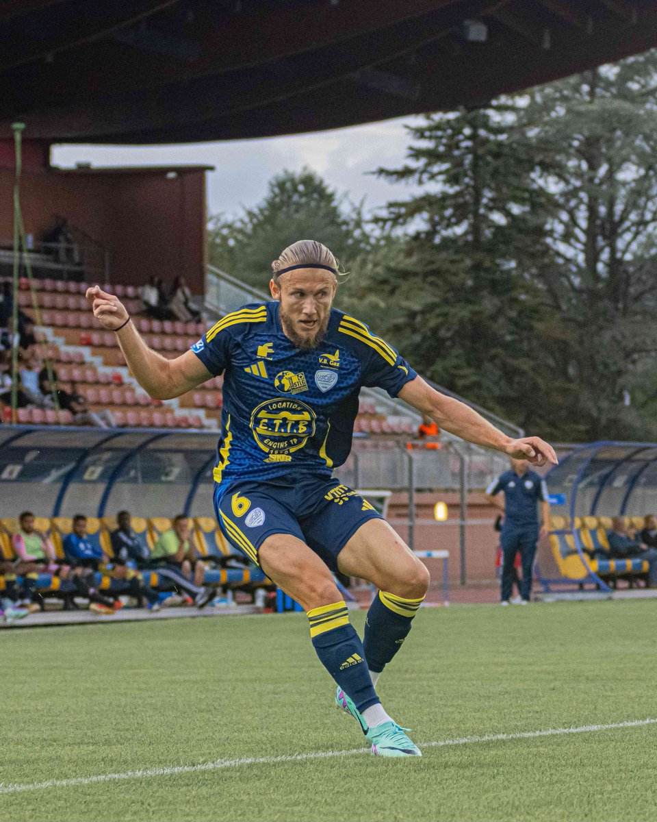 uscreteil's tweet photo. ⏰ 𝐂𝐎𝐔𝐏 𝐃'𝐄𝐍𝐕𝐎𝐈 𝐀 1️⃣9️⃣ 𝐇𝐄𝐔𝐑𝐄𝐒

Nous vous rappelons que l'US Créteil-Lusitanos affrontera le FC Balagne ce samedi, et que le coup d'envoi sera donné à 19h00 !

🎫 Vos places à partir de 2 euros :
https://t.co/C1sUNQhs9y

📸 Francky François
#TeamUSCL | #USCLFCB https://t.co/V7io3Iuk0z