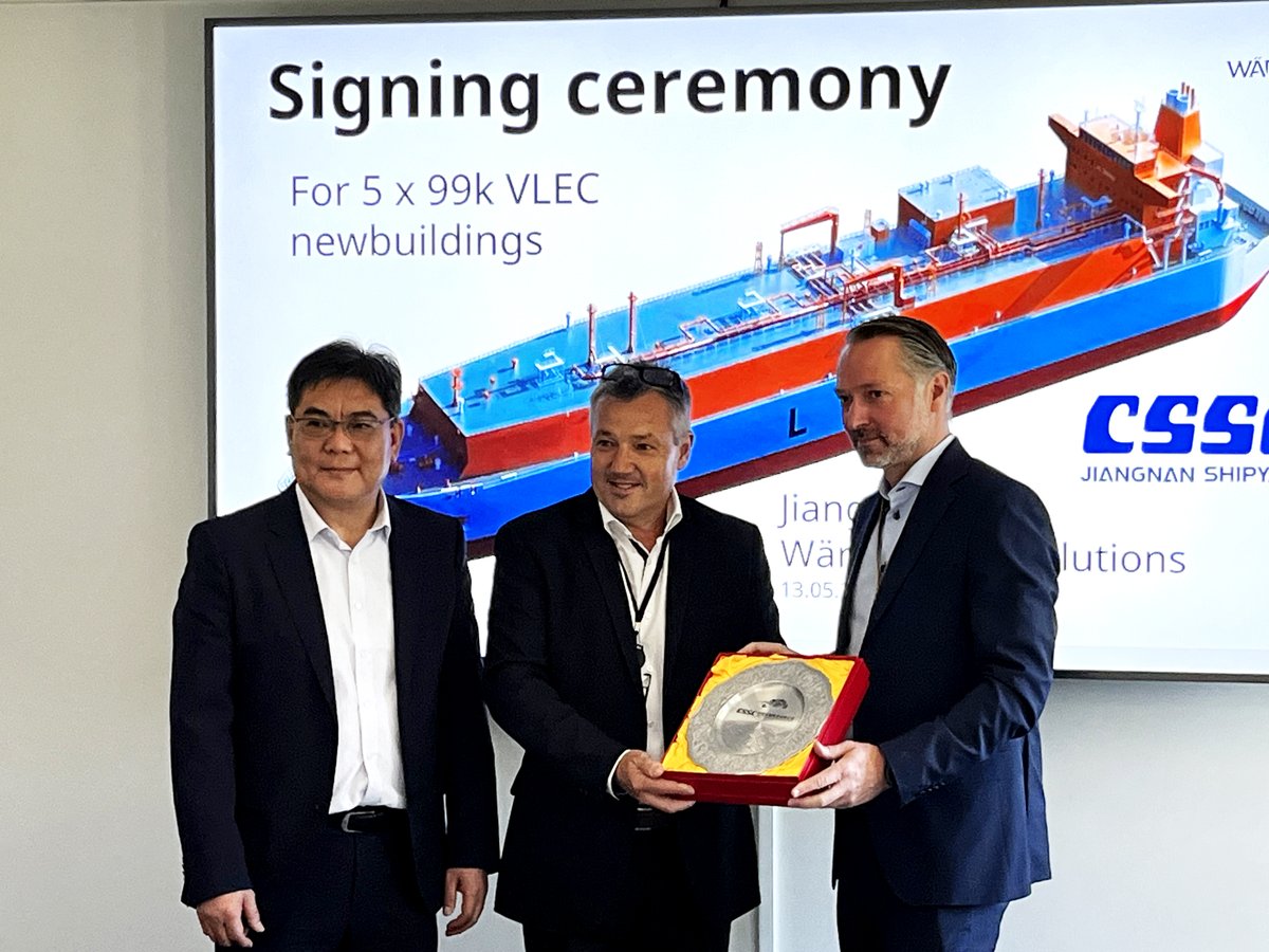 wartsilacorp's tweet image. #HotOffThePress – Wärtsilä Gas Solutions will supply the #CargoHandling &amp;amp; #FuelGasSupply systems for 5 new Very Large Ethane Carrier (VLEC) vessels. 

The 99,000 m3 capacity VLECs are mainly designed to transport #ethane &amp;amp; will use ethane as fuel.
lnkd.in/d6sKQfjW | #China