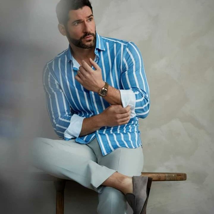 Tom and Bree tell me Lies wat a Thanksgiving holiday!! Slap me silly 🤪 and take shots!! Kinda silly game if u ask me. 😜 such an American/British game...
Wow awkward 😳