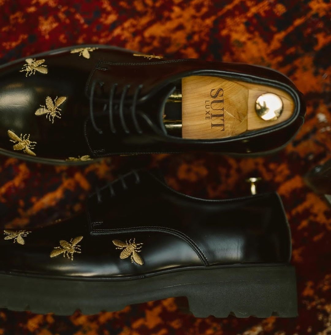 suit_luxe's tweet image. 🐝 👞