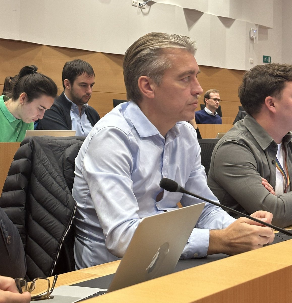 pslachambre's tweet photo. Le député @EricThiebaut présente en #commission Intérieur la #propositionPS visant à  renforcer et redéployer la protection civile 1/3 ⬇️ https://t.co/o7B2PkWaqd