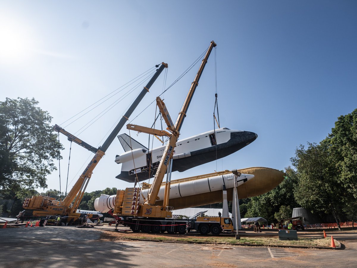 Maxim Crane Works tweet media