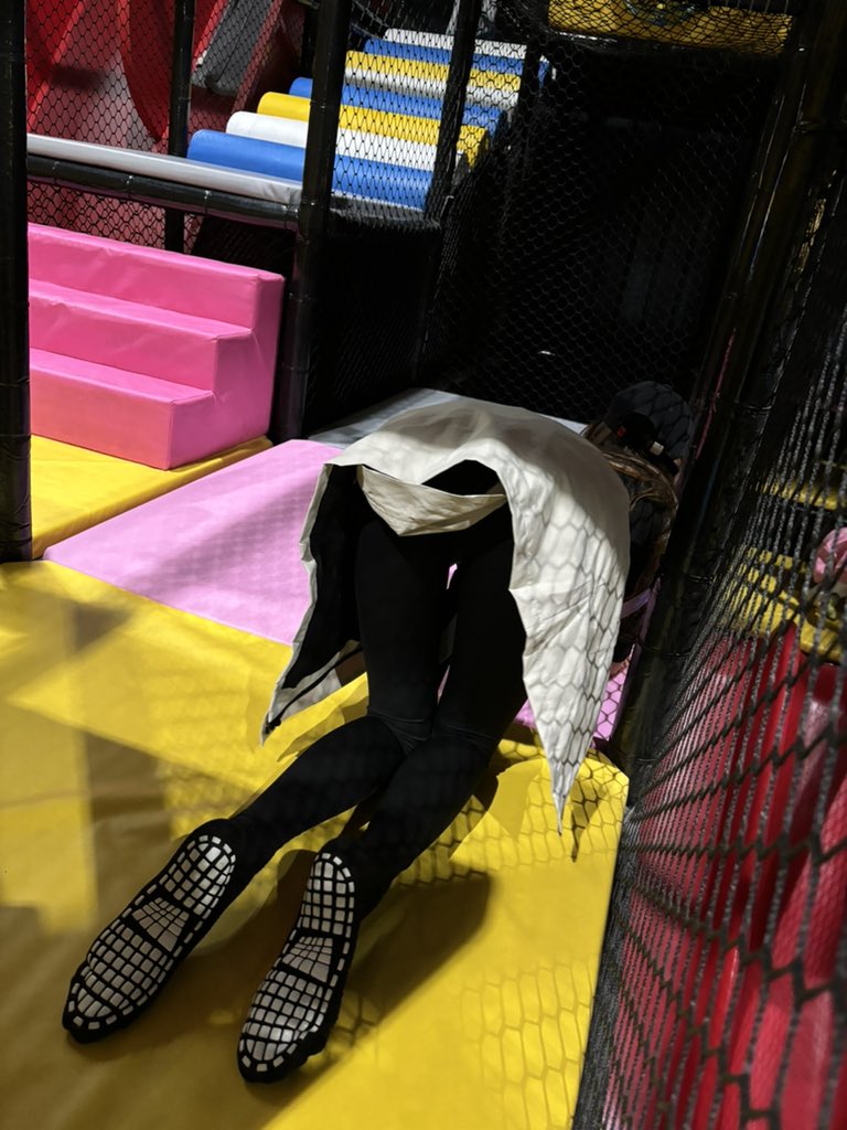 游乐场捉到一名性感少妇！#信阳夫妻