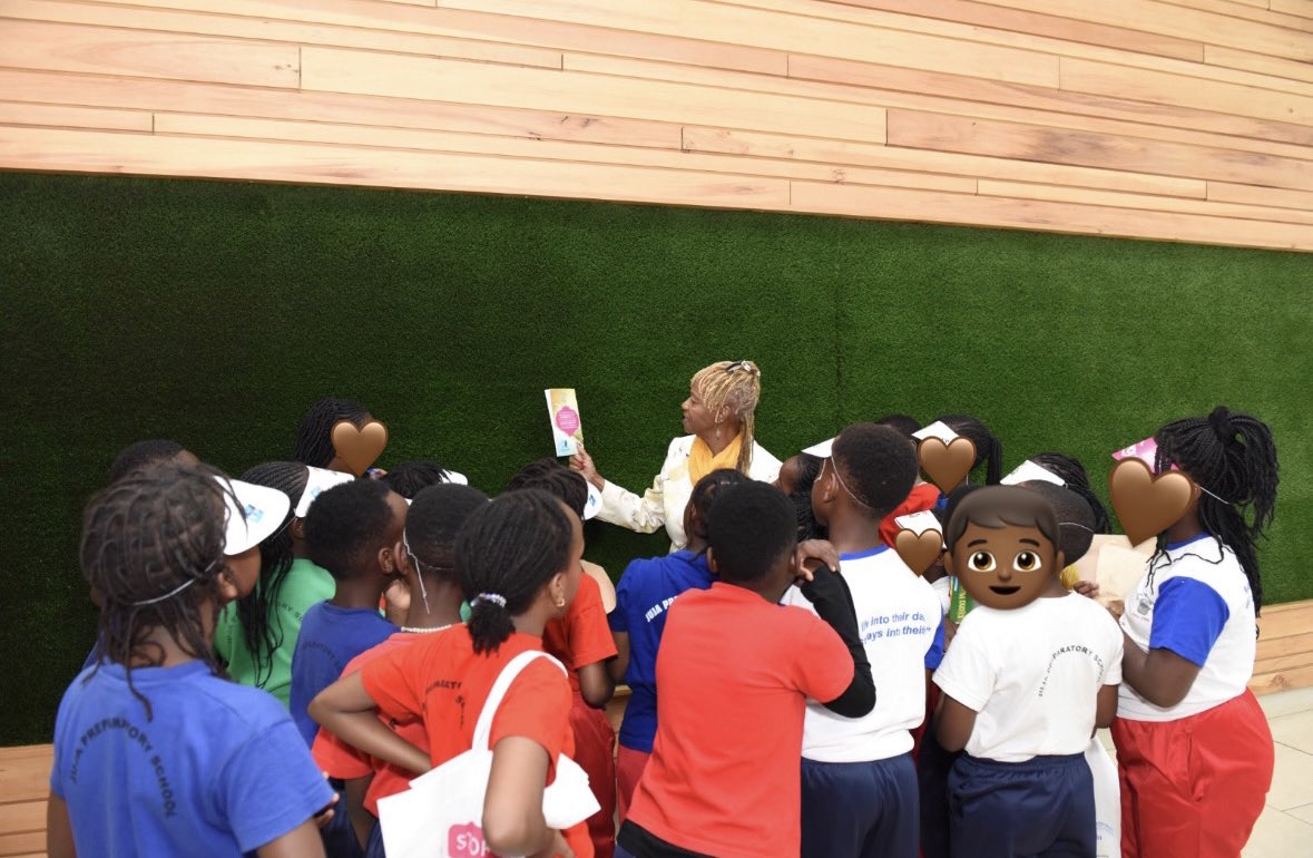 In2TheSunshine2's tweet photo. Hot off the press! Enjoy pix from the book launch of my 4 children’s books. It all went down at the Nairobi International Book Fair.

For international readers, click the link below to order. For local (Kenyan) ones, visit any Kenyan bookstore to buy. 📚👉🏾
https://t.co/DVRR9fMMRo https://t.co/eJlKHhBkdQ