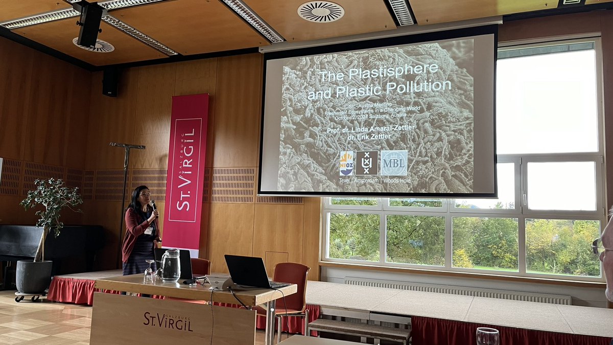 A great keynote on the Plastisphere at the <a href="/AustriaSil/">SIL-Austria</a> meeting in Salzburg by Linda Amaral-Zettler, highlighting early colonization of bacteria on marine microplastics