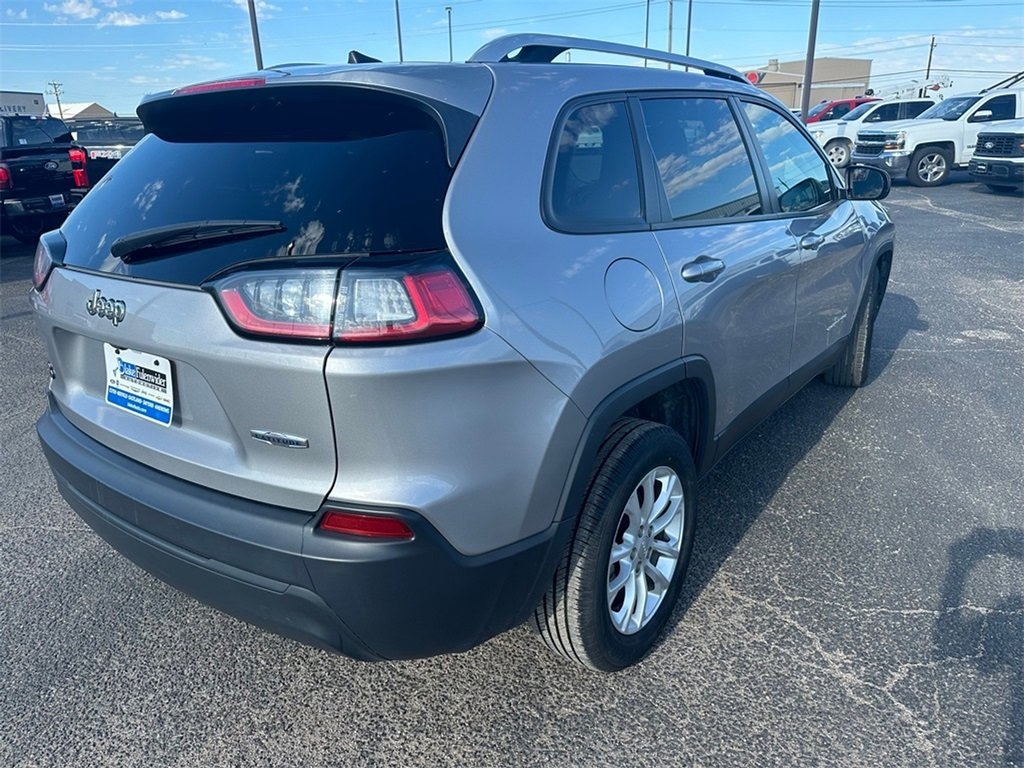 BFAndrewsFord's tweet photo. 🍂 Come test drive this adventure ready 
pre-owned 2020 #Jeep #Cherokee Latitude!
🔹 Stock # PUA052 🔹 Mileage: 63,852

🖥️ Buy it here - https://t.co/U0uUO5jrWz
*Subject to sale.*
#BlakeFulenwiderFordOfAndrews #FulenwiderFamily #BFFAuto @aaron_watson
@mrsaaronwatson https://t.co/vxSd9kDbV0