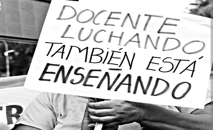 🚫 COMUNICADO DE UNIBERTSITATE KRITIKO SAREA (UKS):  

⚠️ Preocupación ante los discursos fascistas en las aulas universitarias...  

📄 (Sigue leyendo) 👇
uks.eus/es/comunicado-…