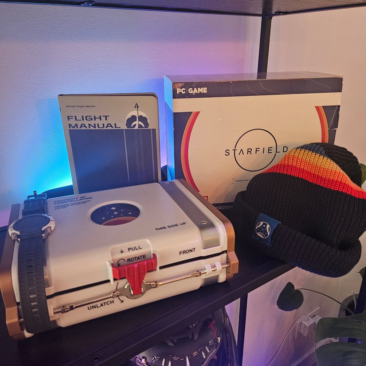 ⚠️ GIVEAWAY ALERT! ⚠️

Om de launch van Starfield: Shattered Space te vieren gaan we morgen samen met <a href="/Saarlive_/">Sarah Verhoeven</a> op Twitch om flink wat Starfield prijzen weg te geven! Kom je langs voor een potje Bingo?

Schakel morgen 3 oktober om 19:00 in op twitch.tv/bethesda_nl 📺