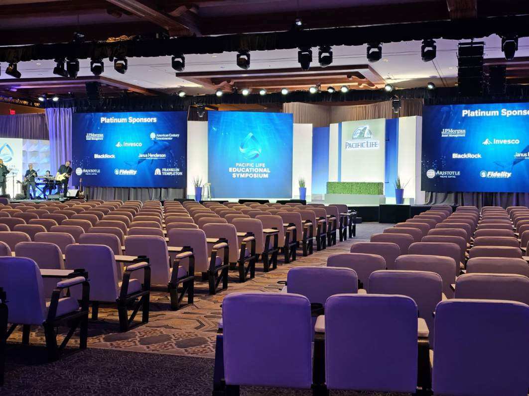 carlaannharris's tweet photo. So great to be with Pacific Life leaders and clients at the 2024 Educational Symposium. Leadership will be paramount to the changing landscape of insurance and competitively evolving for the future.
#PearlsOfIntentionalLeadership #LeadToWin
#CarlasPearls https://t.co/w852vHYxGX