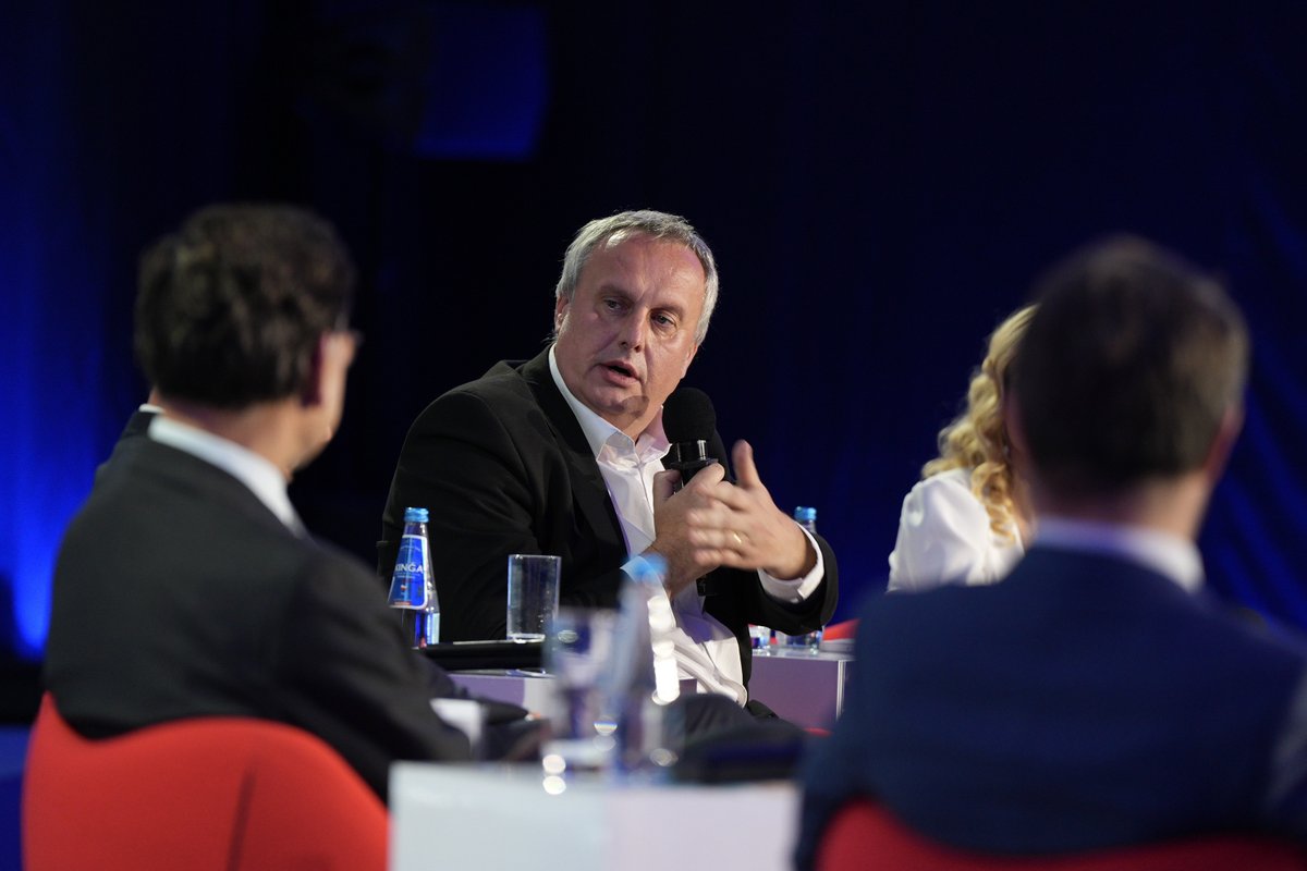 WarsawSecurityForum tweet media