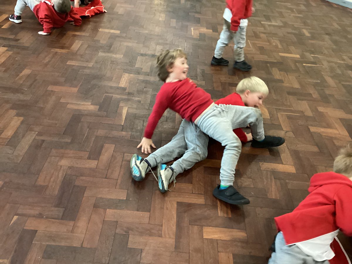 We can make bridges with our bodies for our friends to go under <a href="/_MrsBG/">Mrs BG</a> #joeysPD