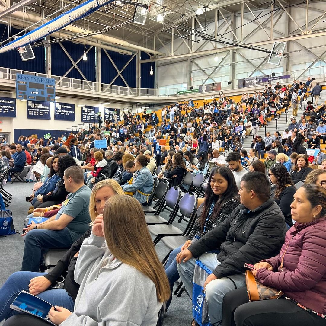 KeanUniversity's tweet photo. Thank you to the prospective students and families who explored all Kean has to offer at the Undergraduate Open House! ✨ To discover more about Kean and learn how Cougars Climb Higher, visit the link in the bio on @go2kean! https://t.co/w0t15X9cPz