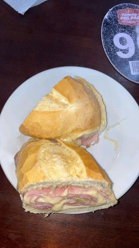 y esto es lo que desayuna la princesita