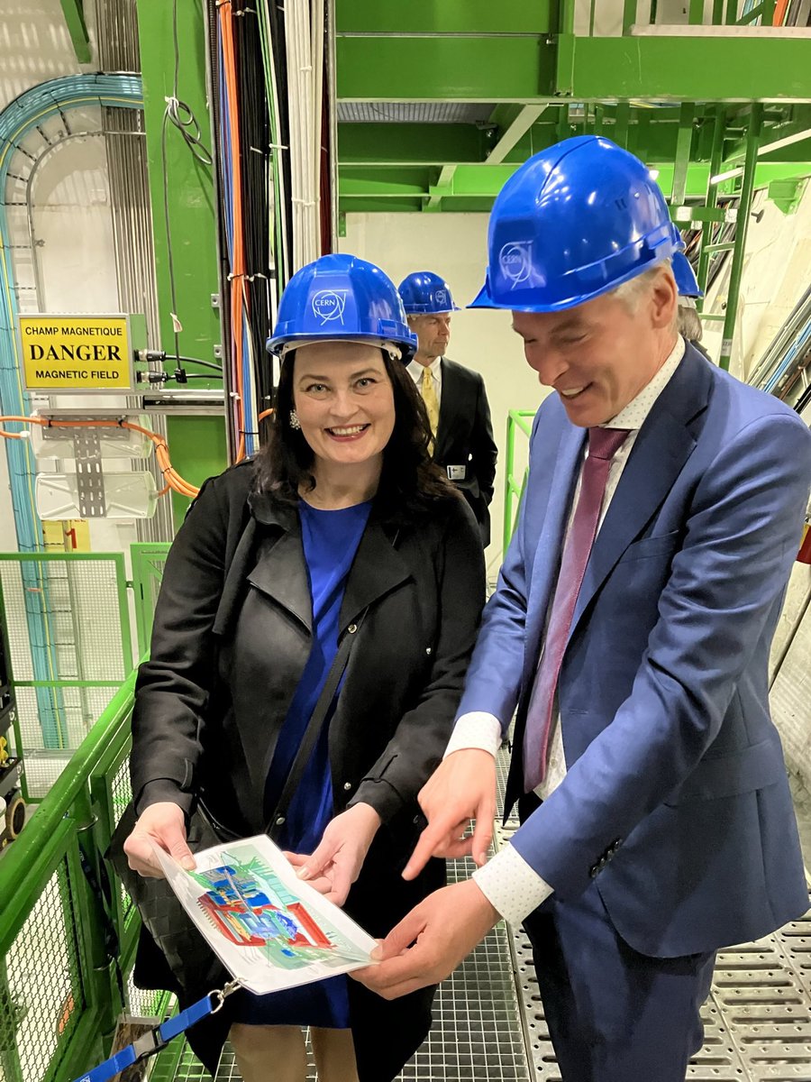 FinlandGeneva's tweet photo. Happy birthday – hyvää syntymäpäivää @CERN, 70 years! Secretary of State @kristiinakokko led the multi-stakeholder delegation from Finland 🇫🇮Awesome science and European, even global collaboration! #CERN70 

@SuomenAkatemia 
@HIPhysics
@okmfi https://t.co/xdEMb8Ge6Y
