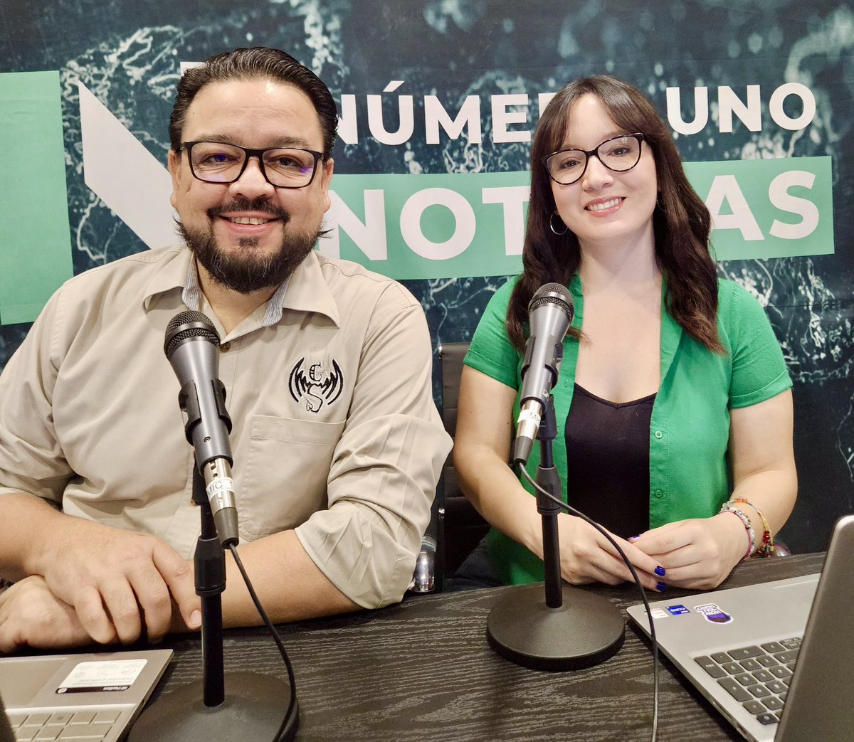 #1Noticias al aire 🎙️ en <a href="/bfm995/">BFM 99.5</a> 📻 ¡Gracias por escucharnos!

facebook.com/share/v/md32c4…