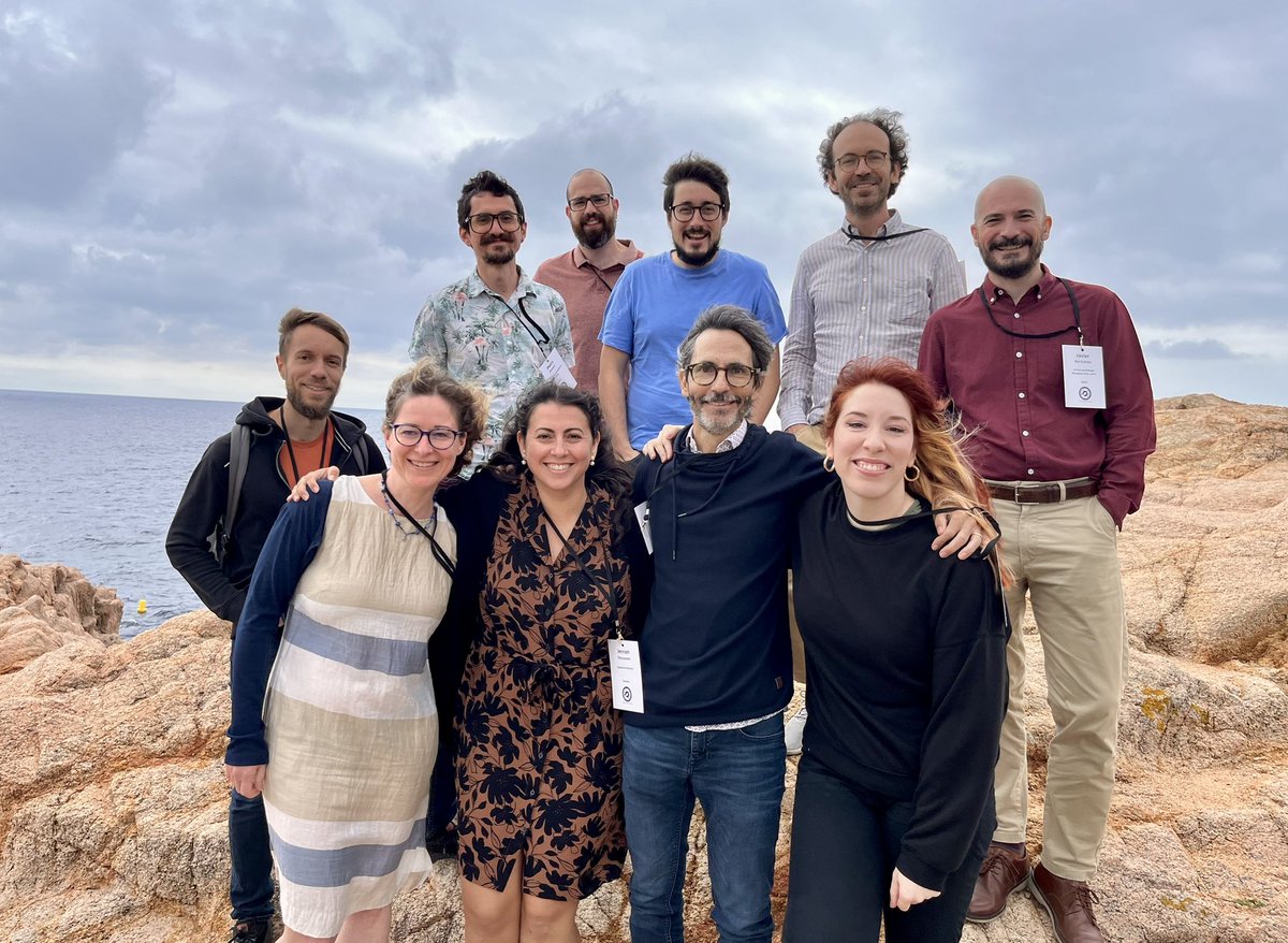 multicellgenome's tweet image. Thrilled to reconnect with so many from our lab, or related to our lab, at #CGUE #CGUE2024—we’ve shared labs, big questions, and life moments! 🤗 today we share the conference! cheers to #holozoans! @deMendoza_Alex @fonamental @eduocapa @ania_karnkowska @Jennah_E_D